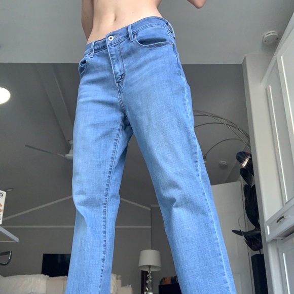 levis 505 straight leg light wash jeans - Picture 2 of 3